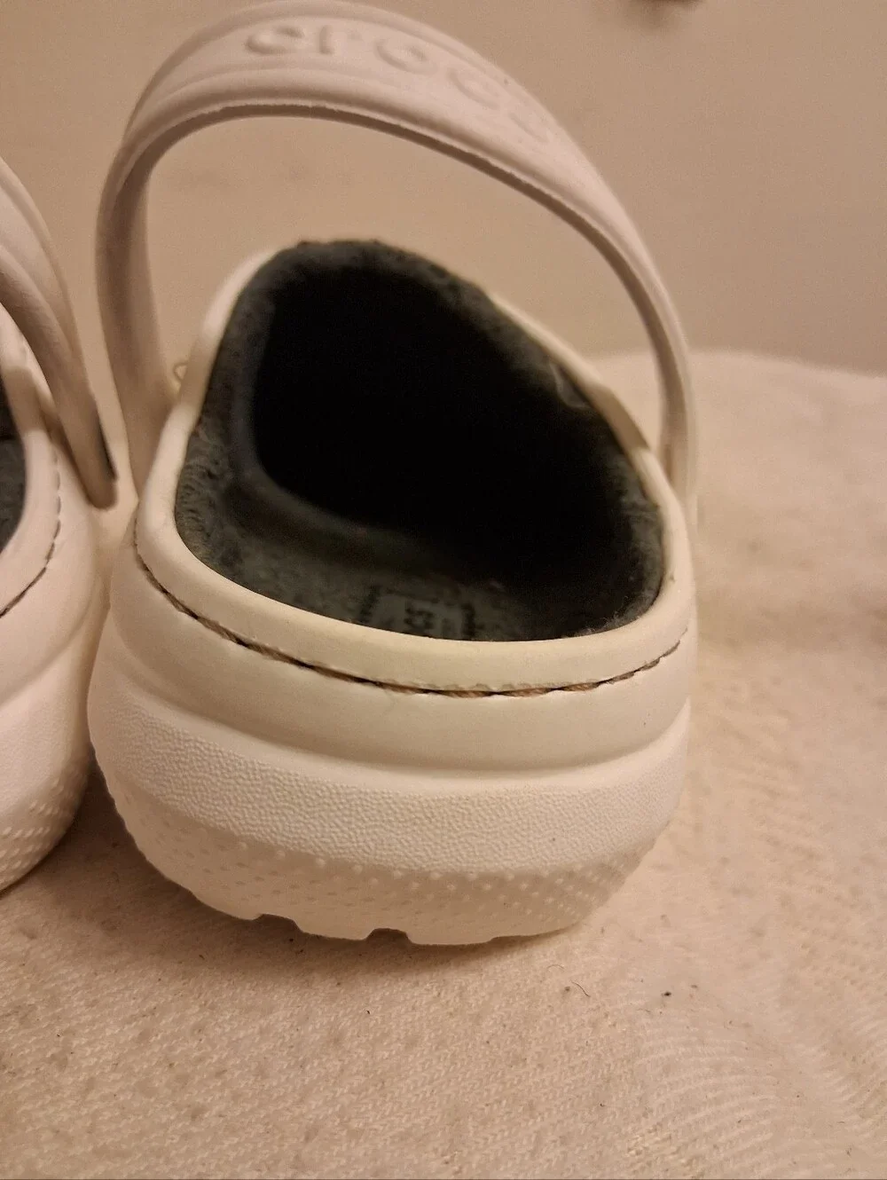 Crocs Kids Classic Clog - White Size J 2 Boys Girls Clean